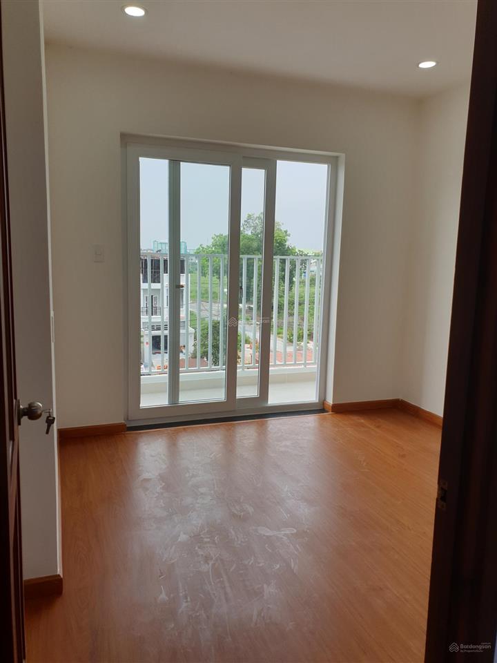 Cc phú gia  bán nhanh căn 1pn1wc đã có sổ giá 2.4 tỷ