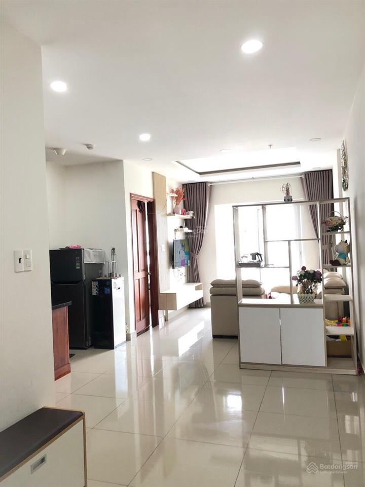 Cho thuê cc orchid park, giá thuê tốt 6.5tr/th, 75m2, 2pn 2wc có một số nội thất, nhà mới