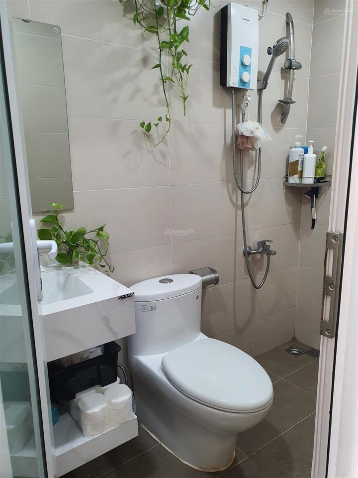 Bán căn kế góc cực mát  view sông  75m2, 2pn, 2wc giá 2.8 tỷ có nội thất  sổ hồng sẵn