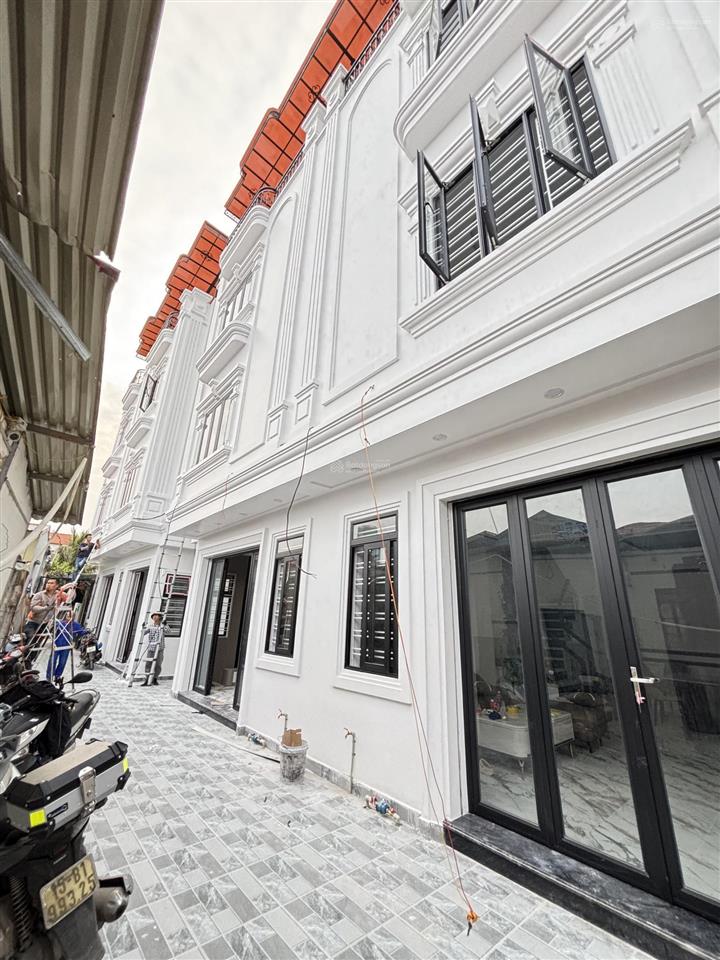 Nhà đẹp 4 tầng  ngõ ô tô  đối diện vinhome imperia hồng bàng