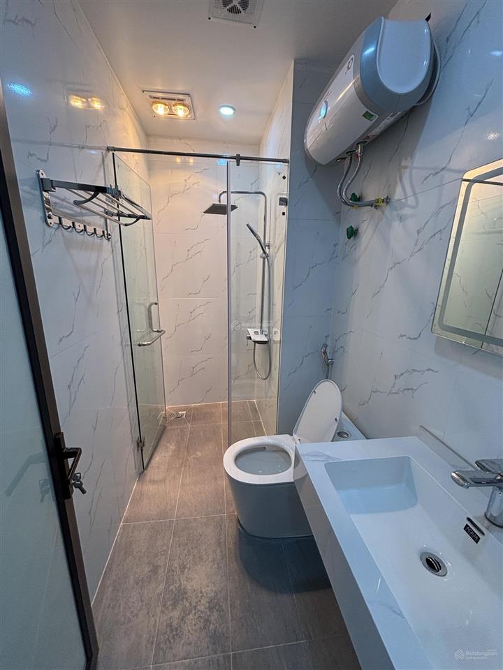 4 tầng đẹp đường 3 ô tô  hùng vương  hồng bàng