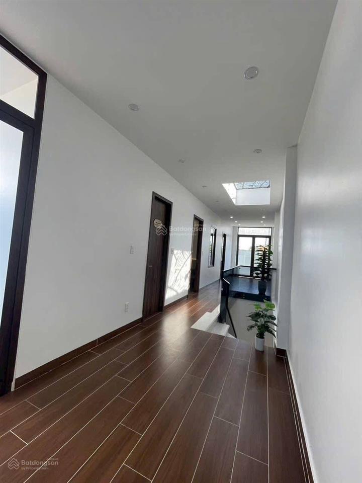 Nhà 3 tầng đường 12m ô tô tránh nhau, gần chợ vĩnh khê an đồng ad