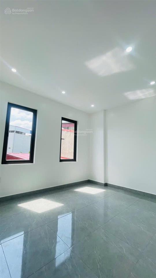 Nhà mới đẹp 3 tầng ô tô đỗ cửa ngõ nông cái tắt  an đồng