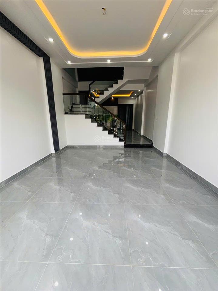 Nhà đẹp độc lập 4 tầng ngõ 7m ô tô để cửa  gần hoàng huy an đồng, cách đường máng nước 50m