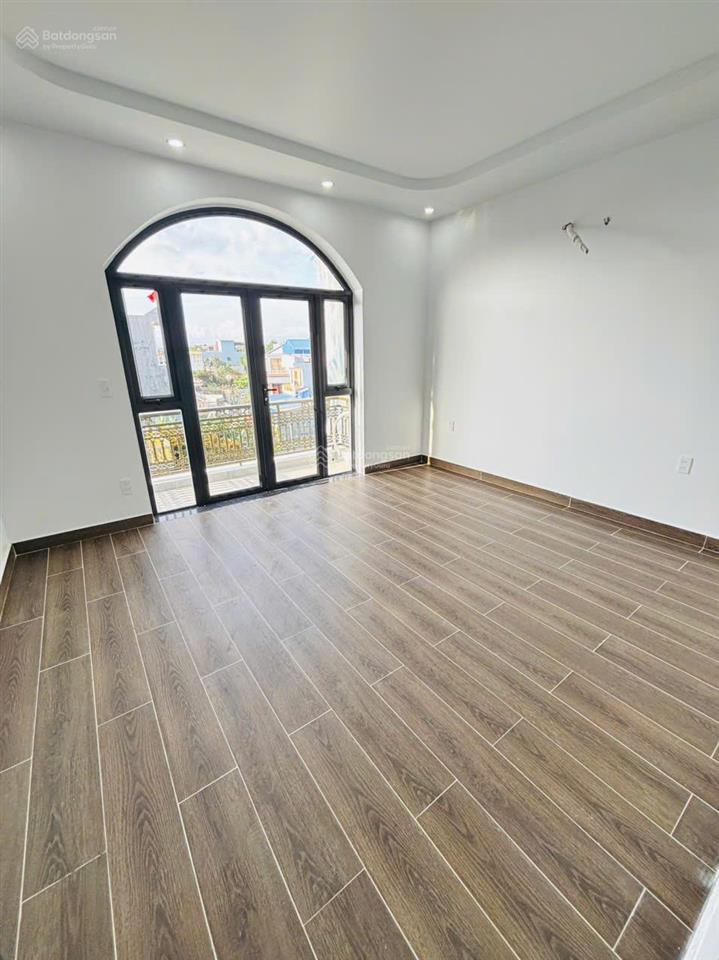 Nhà đẹp độc lập 4 tầng ngõ 7m ô tô để cửa  gần hoàng huy an đồng, cách đường máng nước 50m