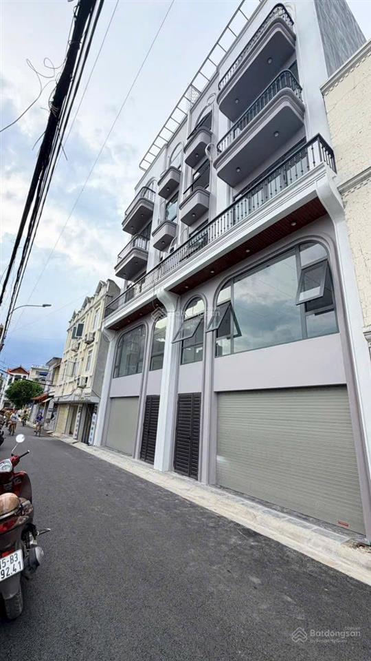 Nhà 5,5 tầng đường 7m  cái tắt  an đồng  an dương