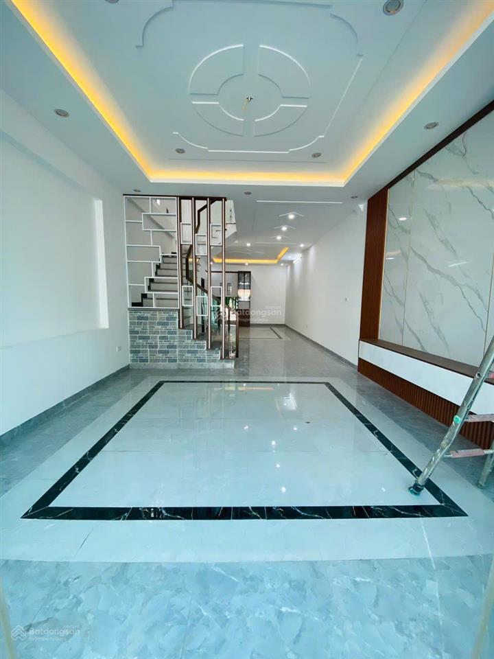Bán nhà 3 tầng trang quan, cạnh pg an đồng  ngõ ô tô
