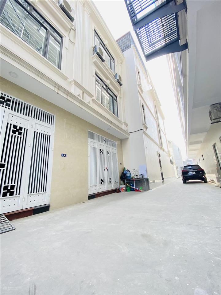 Bán nhà 3 tầng trang quan, cạnh pg an đồng  ngõ ô tô