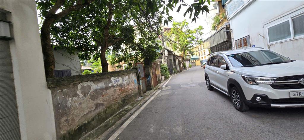 Chính chủ bán đất phân lô ngõ 63 Tư Đình, phường Long Biên, thành phố Hà Nội, 229m2,