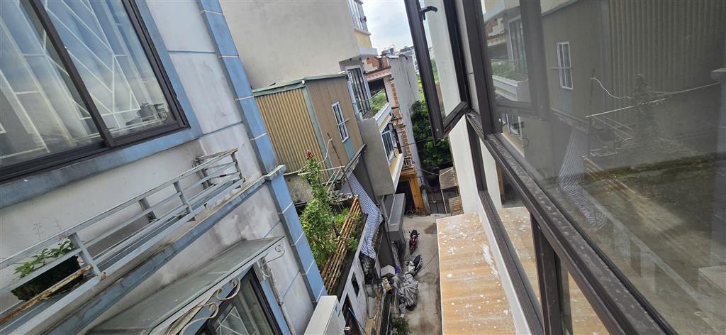 Bán nhà ngõ 163 Đại Mỗ, 70m2 x 5 tầng, 2 mặt ngõ thoáng trước sau, 8 phòng ngủ, miễn TG