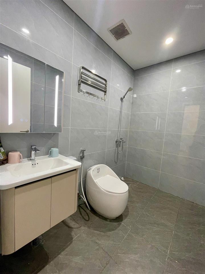 Bán chung cư căn hộ 50 năm, 2pn, tại mhd mặt đường tố hữu, 2,5 tỷ