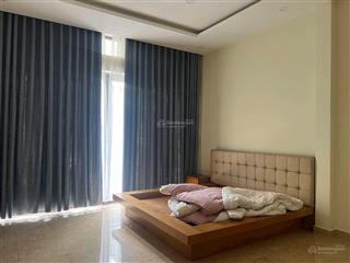 1/ đường thiên phước, hẻm nhựa 8m, dt 10m * 17m, 1 trệt 3 lầu + sân thượng, chỉ 25 tỷ