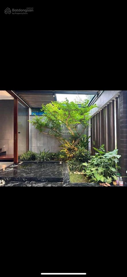 1/ đường lạc long quân quận 11 , hẻm thông 10m , dt  11m * 20m ( nở hậu đều 13m ) chỉ 31 tỷ