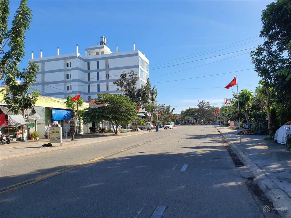 Bán đất khu tđc phú chánh b, đường số 38 đường trục chính nhựa 12m, 5x20m vị trí cực kỳ đẹp