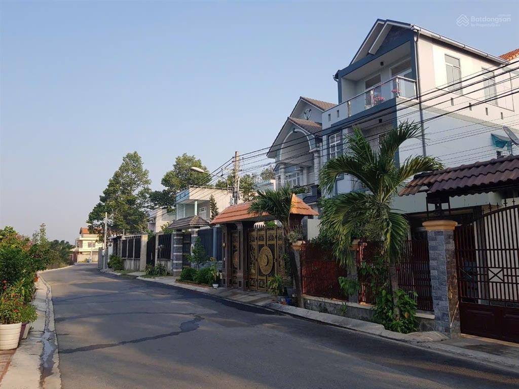 Mặt tiền dx 50 phú mỹ cặp bên kdc thành 3 cực kỳ đẹp, 6x28m thổ cư 98m2 đường nhựa 10m thông giá ổn