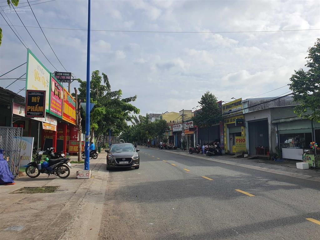 Bán đất đường d12 phú tân, 5x20m, ngay ngã 4 chợ tự phát kinh doanh sầm uất nhất