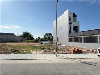 Bán đất đường đx078 định hòa đường nhựa 6m thông kế bên bv 1500 giường, 146,5m2 thổ cư 60m2 giá tốt