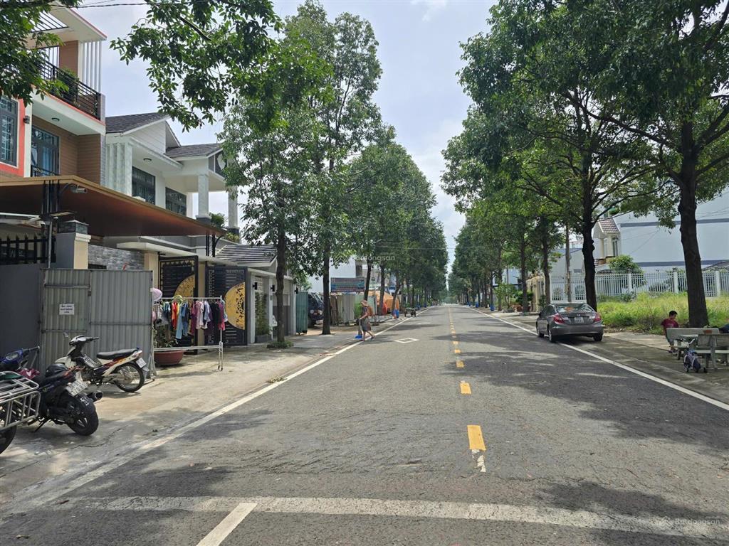 Đất đường 7b khu tđc định hòa kế bên tthc , tttm aeon diện tích 7,5x20 hàng hiếm nhất khu hiện tại