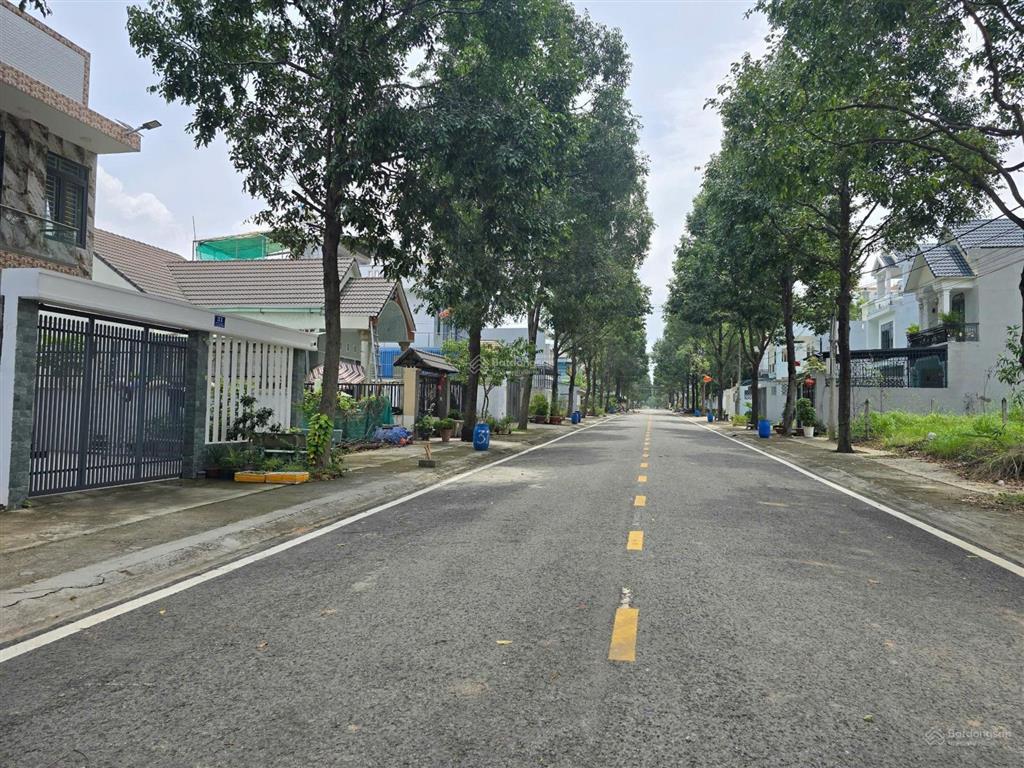 Đất đường 7b khu tđc định hòa kế bên tthc , tttm aeon diện tích 7,5x20 hàng hiếm nhất khu hiện tại