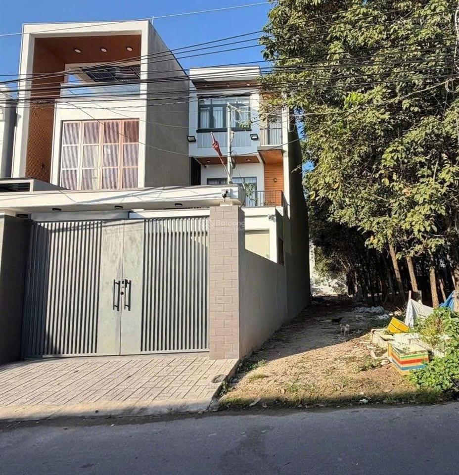 Đất đường dx27 phú mỹ, 5x30 thổ cư 60m đường nhựa 6m thông ra dx02 xung quanh toàn nhà lầu to đẹp