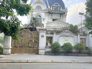 Biệt thự 3 tầng tân cổ điển kdc hiệp thành 3 diện tích 11x30 đầy đủ nội thất xịn nhập khẩu giá tốt