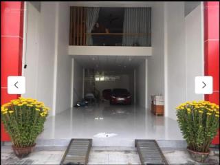 Bán gấp nhà 1 trệt 1 lầu 134.2m2 mặt tiền phạm ngọc thạch vị trí đẹp nhất con đường giá chỉ 10,8 tỷ