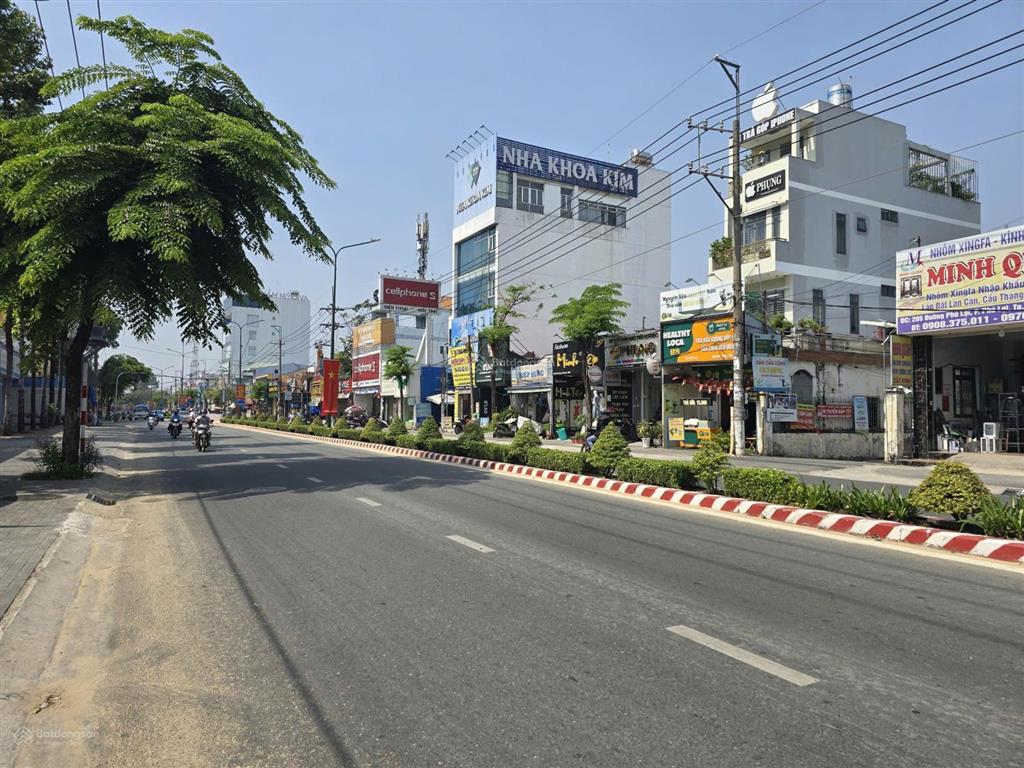 Hàng đẹp 1 sẹc đường phú lợi, đường nhựa 10m, diện tích 6x29,5 thổ cư 100% khu cán bộ cực kỳ đẹp
