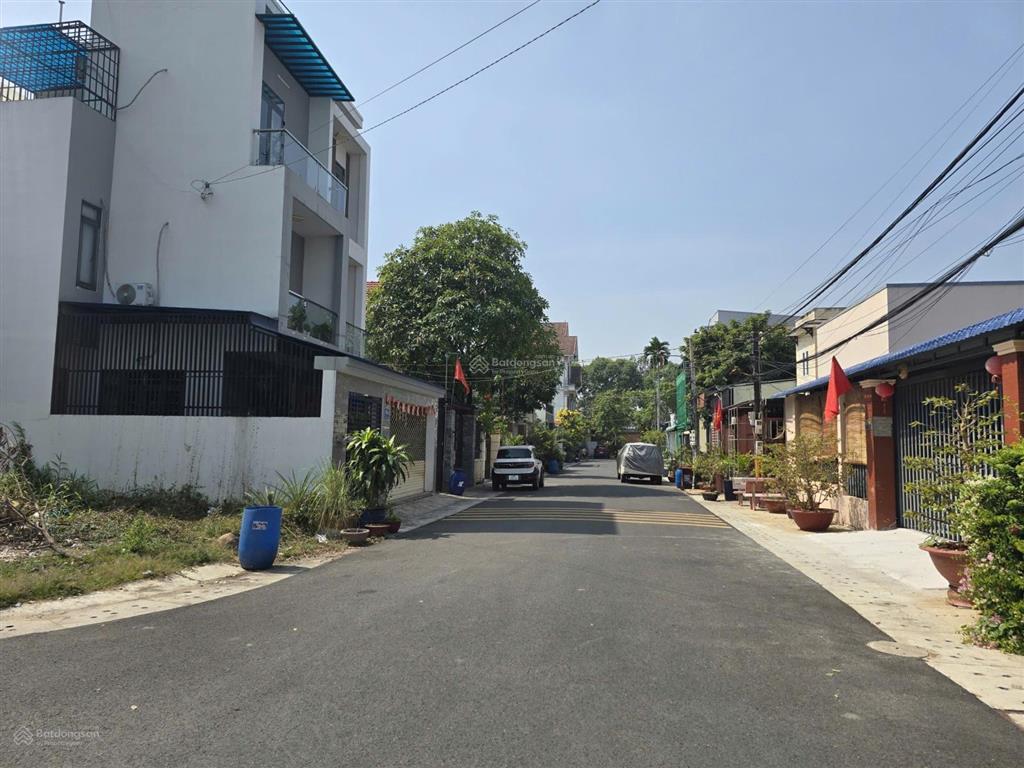 Hàng đẹp 1 sẹc đường phú lợi, đường nhựa 10m, diện tích 6x29,5 thổ cư 100% khu cán bộ cực kỳ đẹp