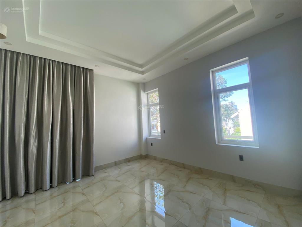 Bán gấp biệt thự 4 tầng kdc chánh nghĩa 10x20 đã hoàn công đẹp mê giá cực tốt cho khách thiện chí