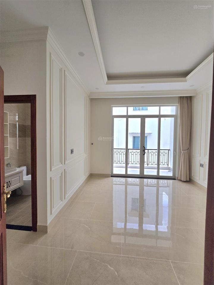 Biệt thự 3 tầng tân cổ điển kdc phú hòa 1, 6x20 đã hoàn công sát công viên cực kì đẹp giá tốt 12 tỷ