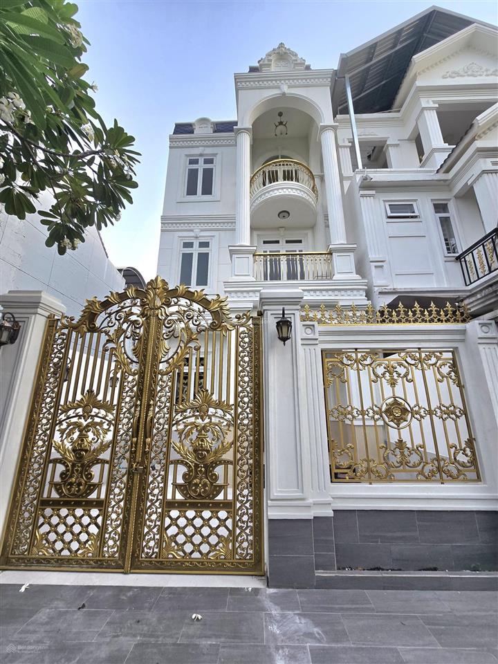 Biệt thự 3 tầng tân cổ điển kdc phú hòa 1, 6x20 đã hoàn công sát công viên cực kì đẹp giá tốt 12 tỷ