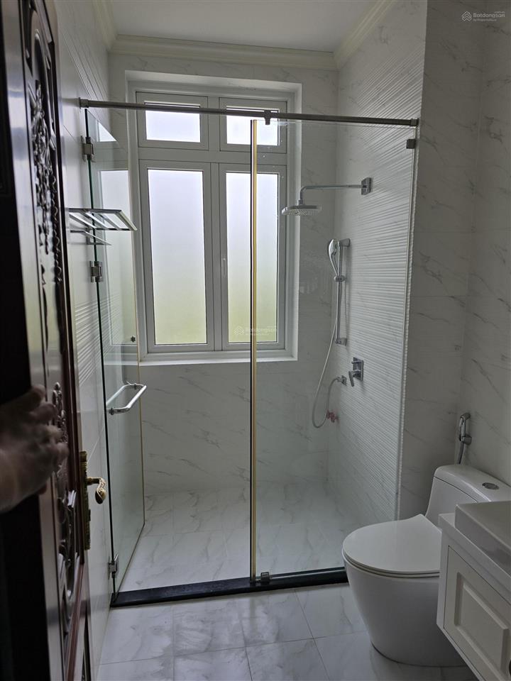 Biệt thự 3 tầng tân cổ điển kdc phú hòa 1, 6x20 đã hoàn công sát công viên cực kì đẹp giá tốt 12 tỷ