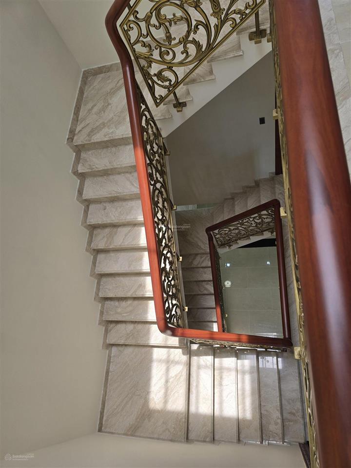 Biệt thự 3 tầng tân cổ điển kdc phú hòa 1, 6x20 đã hoàn công sát công viên cực kì đẹp giá tốt 12 tỷ