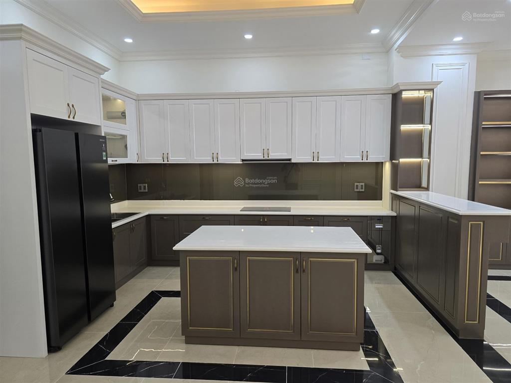 Biệt thự 3 tầng tân cổ điển kdc phú hòa 1, 6x20 đã hoàn công sát công viên cực kì đẹp giá tốt 12 tỷ