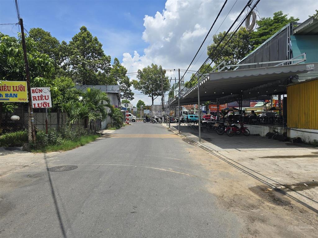 Biệt thự mái nhật phường phú mỹ 186m2 ngang tận 7m cực kì đẹp, sân đậu 2 ô tô luôn giá tốt 9 tỷ xx