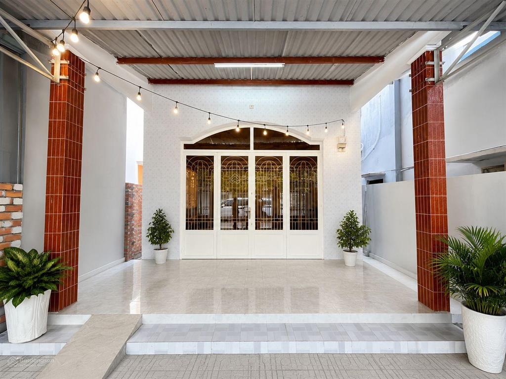 Hàng hiếm phú hòa 1 xẹc 30/4 khu nhà thờ vinh sơn diện tích 144,2m2 thổ cư 116m2 tặng nhà cấp 4 mới