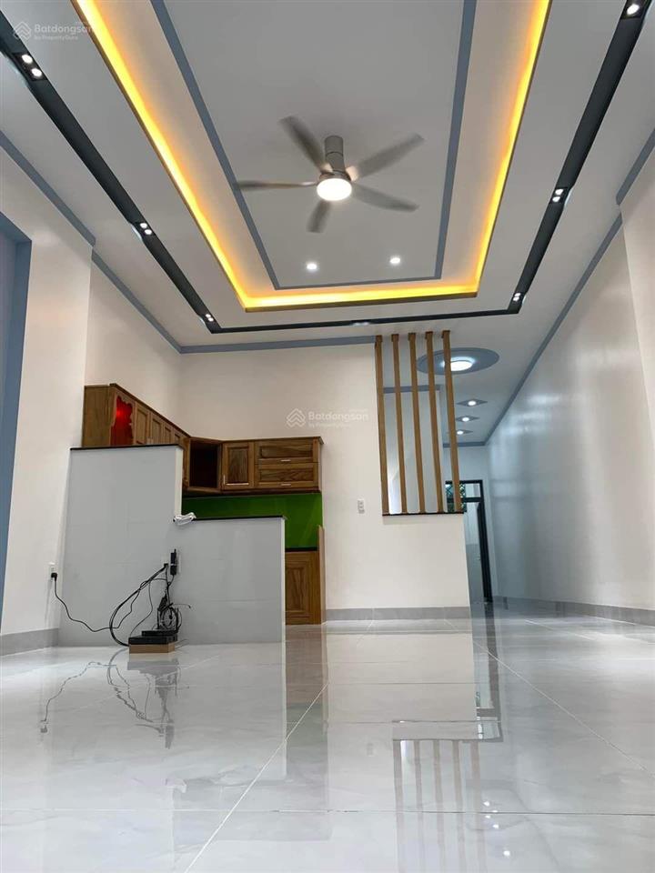 Bán nhà kdc hiệp thành 3 diện tích 100m2, nhà mới keng có nội thất gỗ sân ô tô luôn giá chỉ 4,3 tỷ
