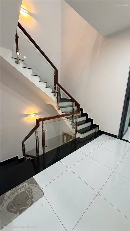 Nhà 1 trệt 2 lầu kdc hiệp thành 3, 5x20m có 3 pn, 4 wc sân ô tô thoải mái giá ngộp bán gấp hơn 6 tỷ