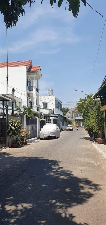 Hàng ngộp đất phú lợi hẻm 288 huỳnh văn lũy diện tích 5,5x22m thổ cư 80m đường nhựa 7m giá 2tỷ850