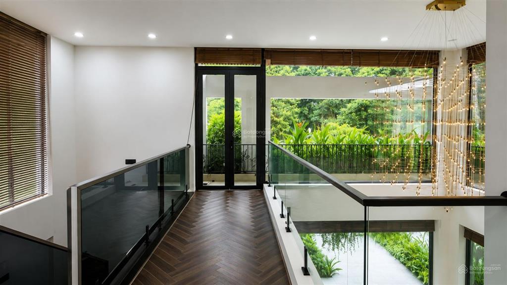 Biệt thự sân vườn kdc hiệp thành 3 diện tích 12,5x30m đối diện công viên cực kì thoáng mát giá tốt