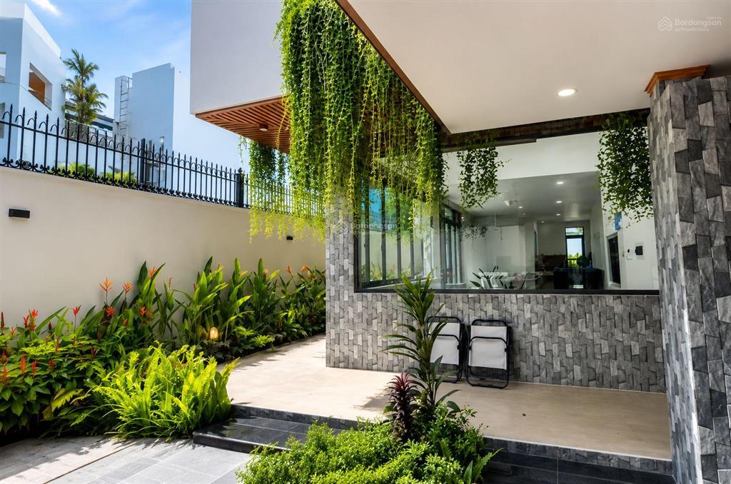 Biệt thự sân vườn kdc hiệp thành 3 diện tích 12,5x30m đối diện công viên cực kì thoáng mát giá tốt