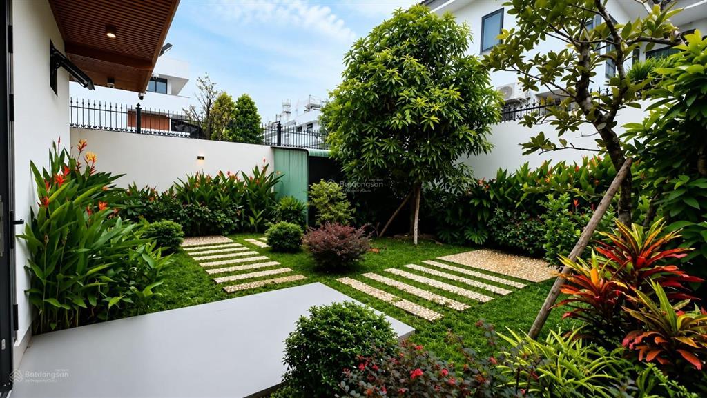Biệt thự sân vườn kdc hiệp thành 3 diện tích 12,5x30m đối diện công viên cực kì thoáng mát giá tốt