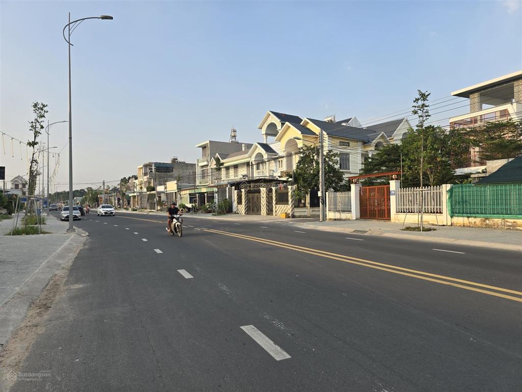Đất mặt tiền dx02 phú mỹ 606,4m2 thổ cư 100m2. ngang 11m vị trí đẹp giá ngộp bank 12,5 tỷ