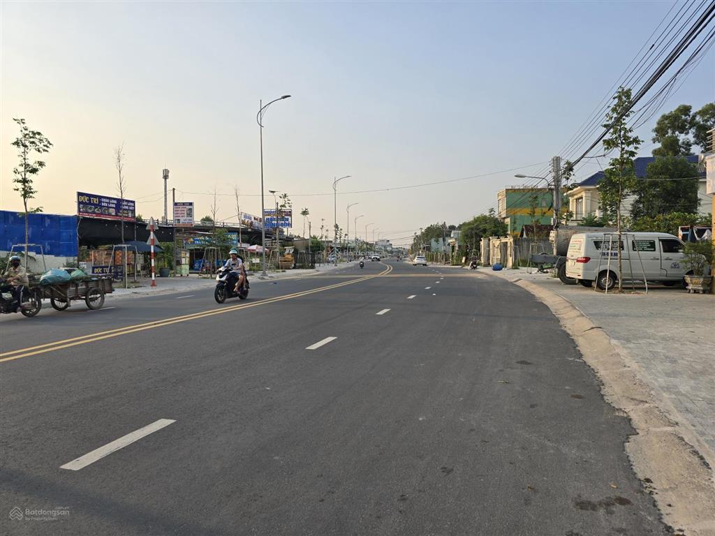 Đất mặt tiền dx02 phú mỹ 606,4m2 thổ cư 100m2. ngang 11m vị trí đẹp giá ngộp bank 12,5 tỷ