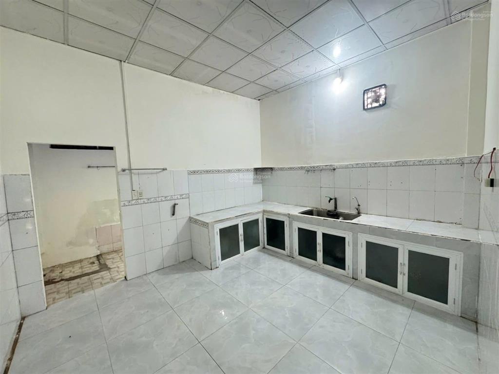 Bán nhà trệt lầu phường phú mỹ, thủ dầu một diện tích 109m2 có 3pn sân ô tô giá tốt chỉ hơn 3 tỷ ít