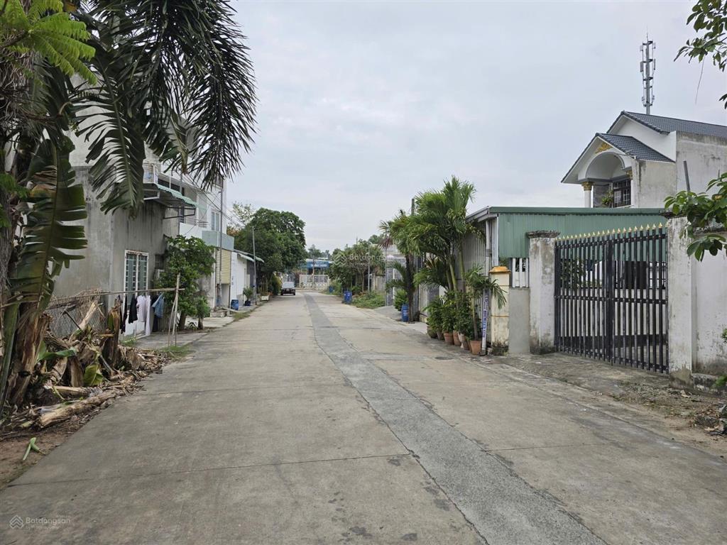 Bán đất đường dx 049 phú mỹ. 8,5x37m thổ cư 100m2 vị trí đẹp xây biệt thự sân vườn giá tốt khu