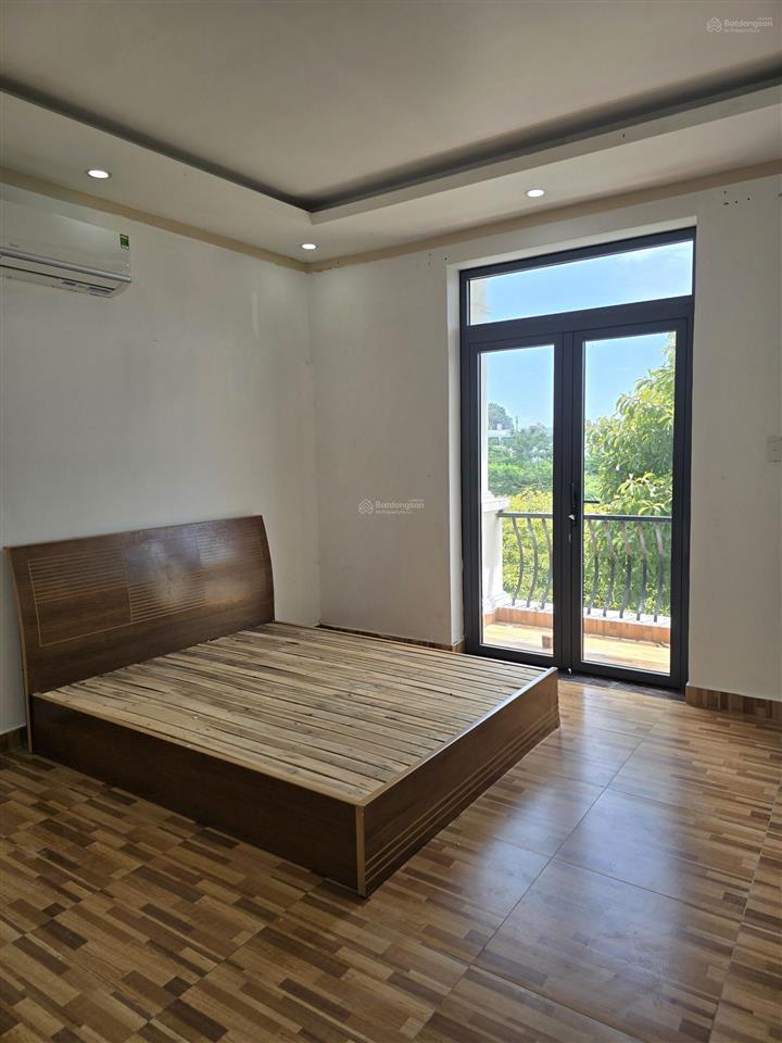 Bán nhà 1 trệt 2 lầu khu đô thị phúc đạt, diện tích 64m2, đã hoàn công, có 4pn, giá chỉ 4,5 tỷ
