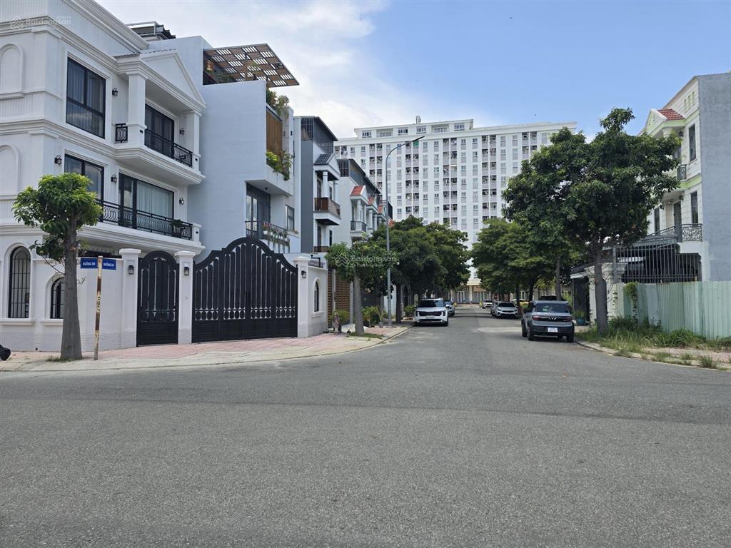 Bán nhà 1 trệt 3 lầu khu đô thị phúc đạt, 100m2 nhà mới 100% mà giá chỉ 6,9 tỷ còn thương lượng