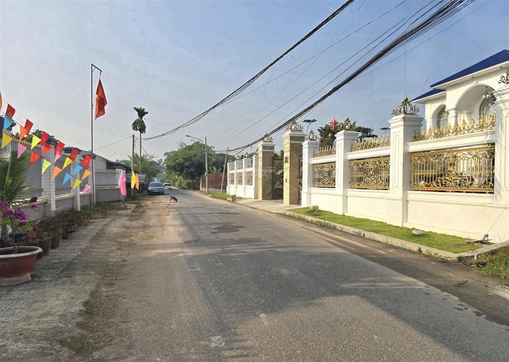 Nhà sân vườn nghỉ dưỡng tdm 1041m2 có sẵn khuôn viên tiểu cảnh hồ cá koi cực kỳ đẹp giá 15 tỷ