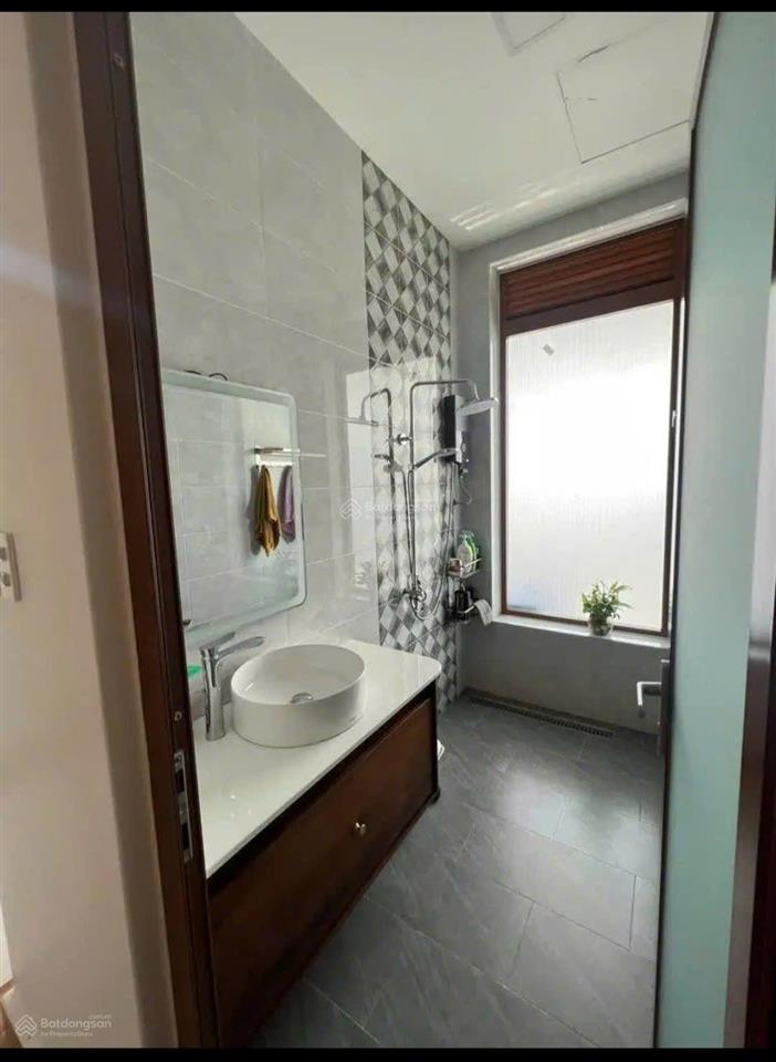 Nhà sân vườn nghỉ dưỡng tdm 1041m2 có sẵn khuôn viên tiểu cảnh hồ cá koi cực kỳ đẹp giá 15 tỷ